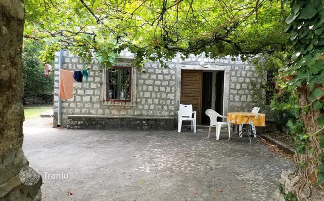 3-Bedroom House in Kotor, photo 4