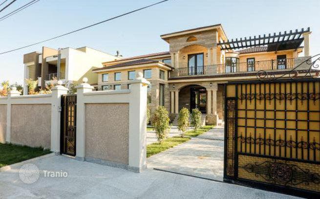 6-Bedroom House 725 m² in Didi Digomi, Tbilisi, photo 2