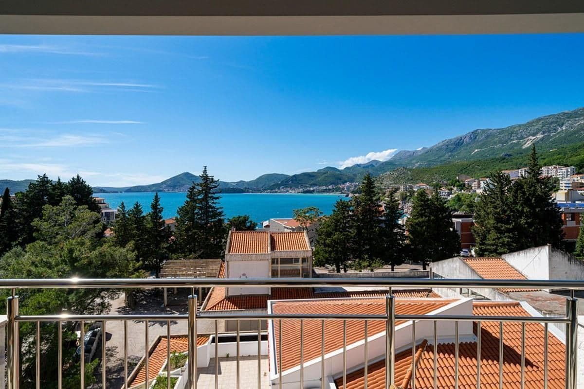 Квартира в Будве, Черногория, 75 м²