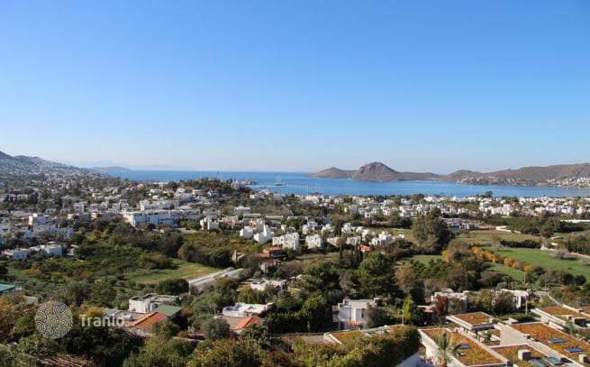 5-Bedroom Villa with Private Pool and Sea View in Yalikavak, Bodrum