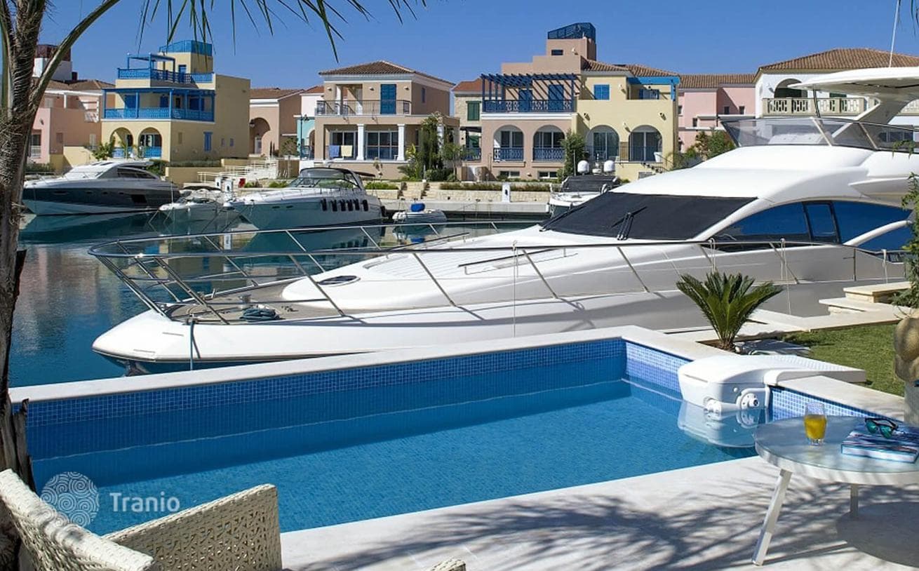 3-Bedroom Villa with Private Mooring in Limassol Marina, Limassol, photo 4