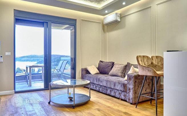 1-Bedroom Apartment with Sea View in Becici, Montenegro, photo 4