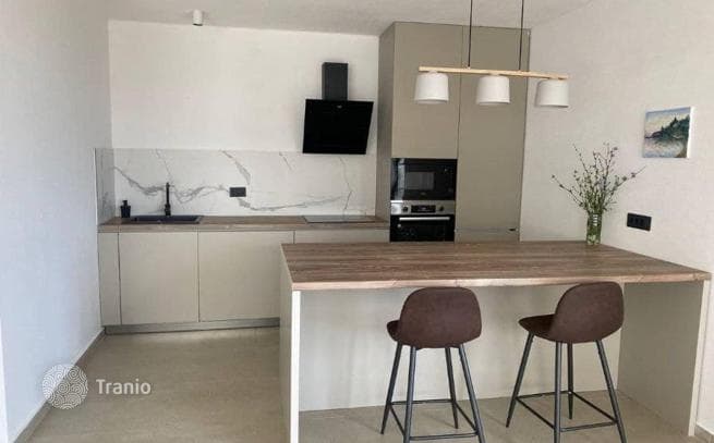 3-Bedroom House with Panoramic Sea View and Private Pool in Bar, photo 2