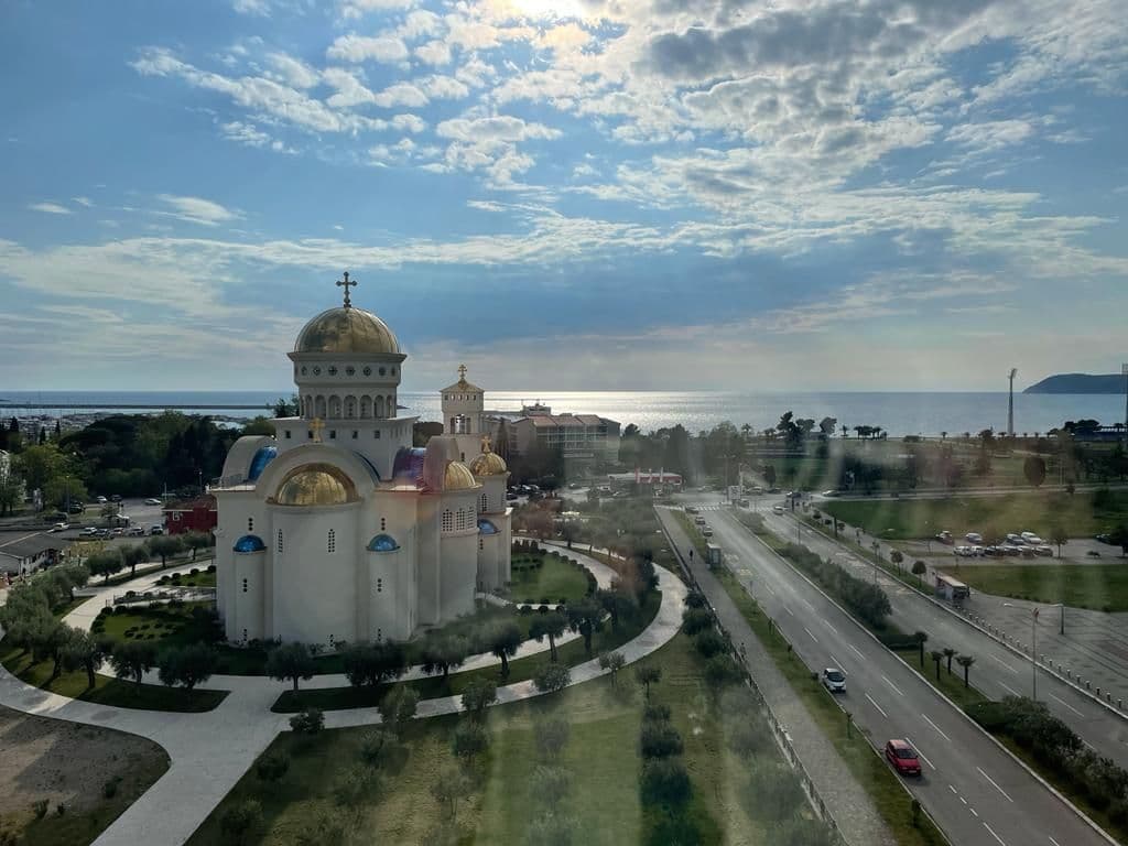 Квартира в Баре, Черногория, 104 м²