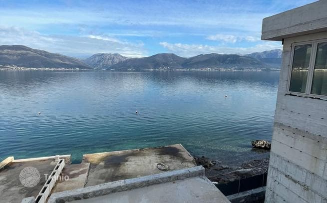 3-Bedroom Villa with Sea View in Krasici, Herceg Novi, photo 2