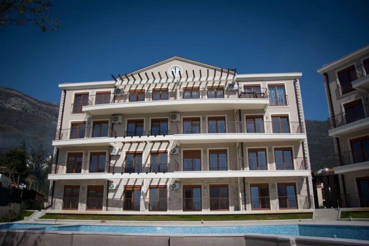 Квартира в Херцег-Нови, Черногория, 88 м², фото 4
