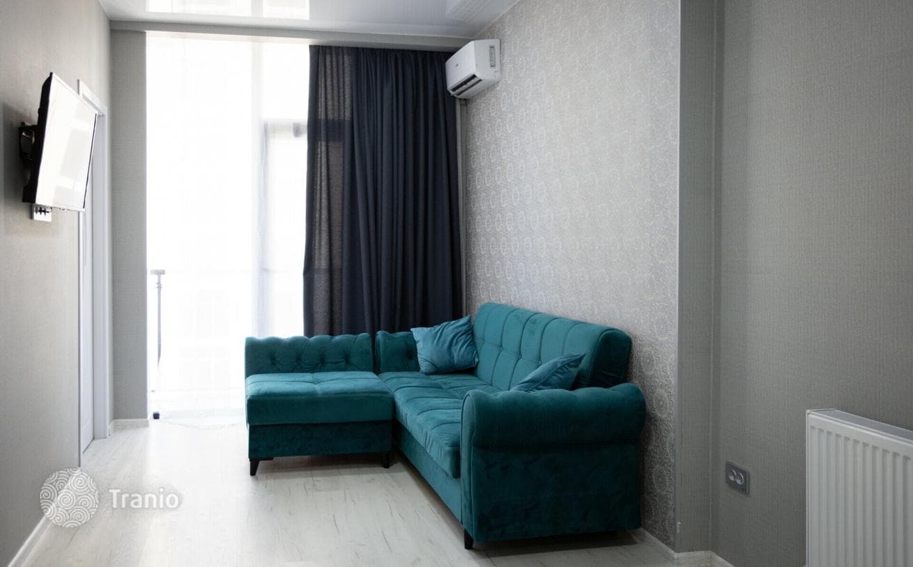 Beachfront Apartment with Sea View in Batumi, photo 2