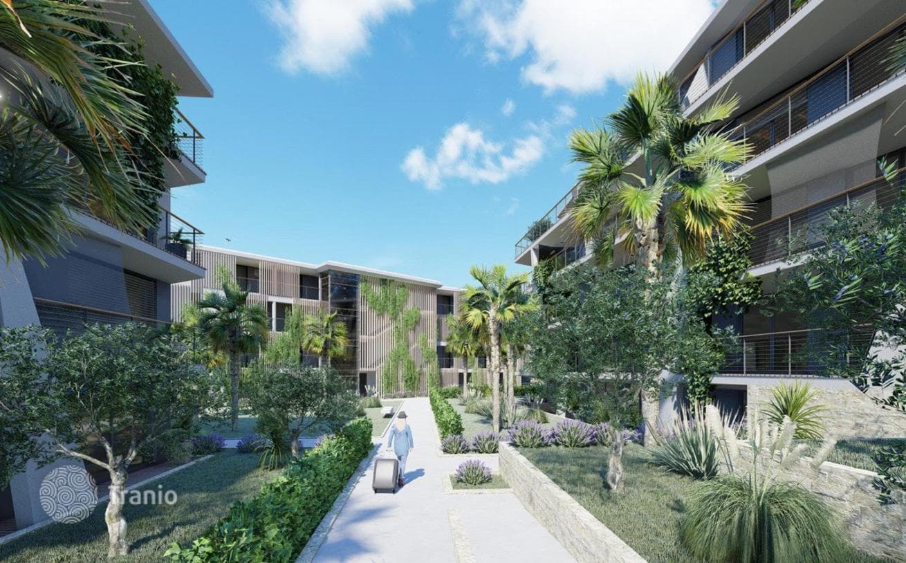 1-Bedroom Apartment with Marina View in Pula