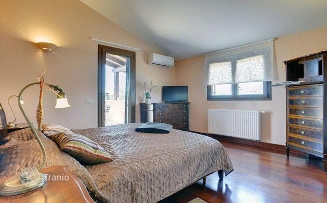 3-Bedroom Villa in Pula, Croatia, photo 4