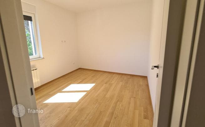 2-Bedroom Apartment with Arena View in Pula