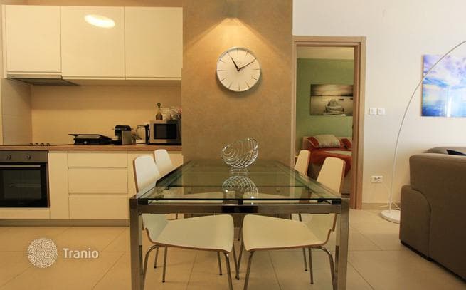 3-Bedroom Apartment with Shared Pool 400 m from the Sea in Kotor, photo 2