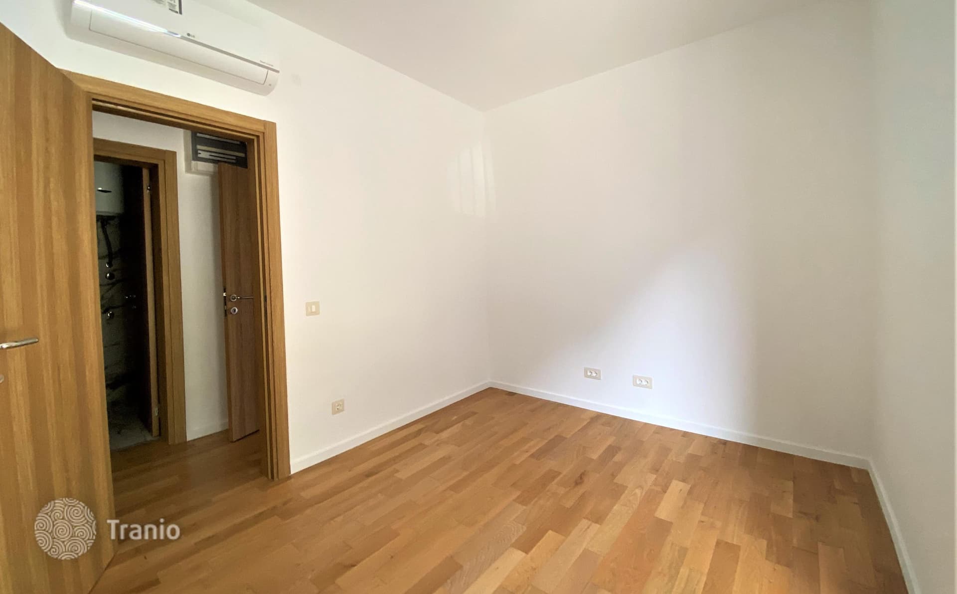 1-Bedroom Apartment in Kotor, photo 5