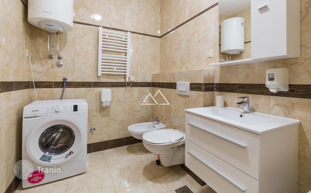 1-Bedroom Apartment with Shared Pool in Becici, Budva, photo 3