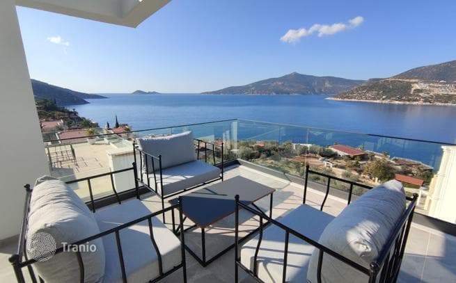 4-Bedroom Luxury Villa with Sea Views and Roof Terrace in Kalkan
