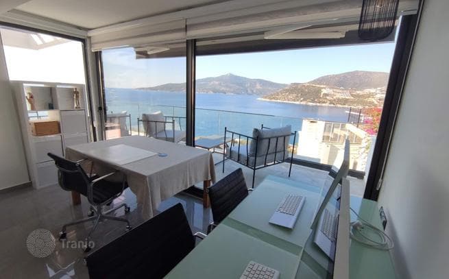 4-Bedroom Luxury Villa with Sea Views and Roof Terrace in Kalkan, photo 5