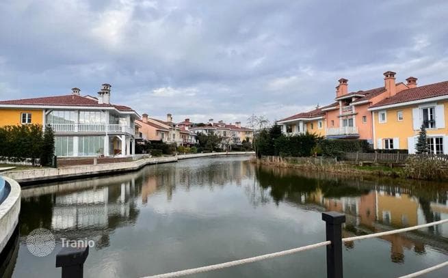 2-Bedroom Apartment in Eyup, Istanbul, photo 3