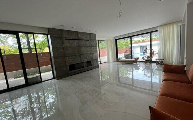 6-Bedroom House with Private Pool in Tskneti, Tbilisi
