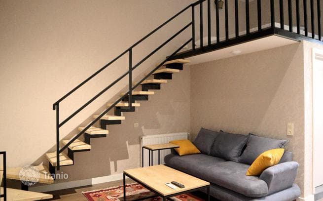 3-Bedroom Apartment in Old Tbilisi, Tbilisi, photo 4