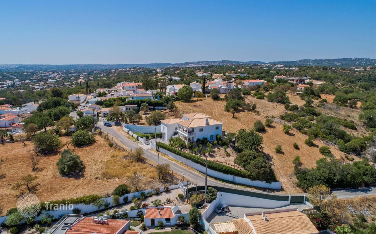 3-Bedroom Villa in Boliqueime, Algarve