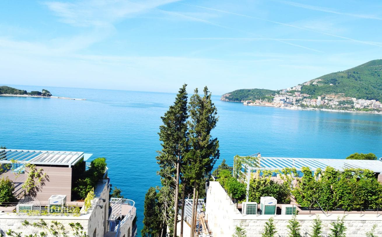 2-Bedroom Apartment with Adriatic Sea View in Becici, Budva, photo 5