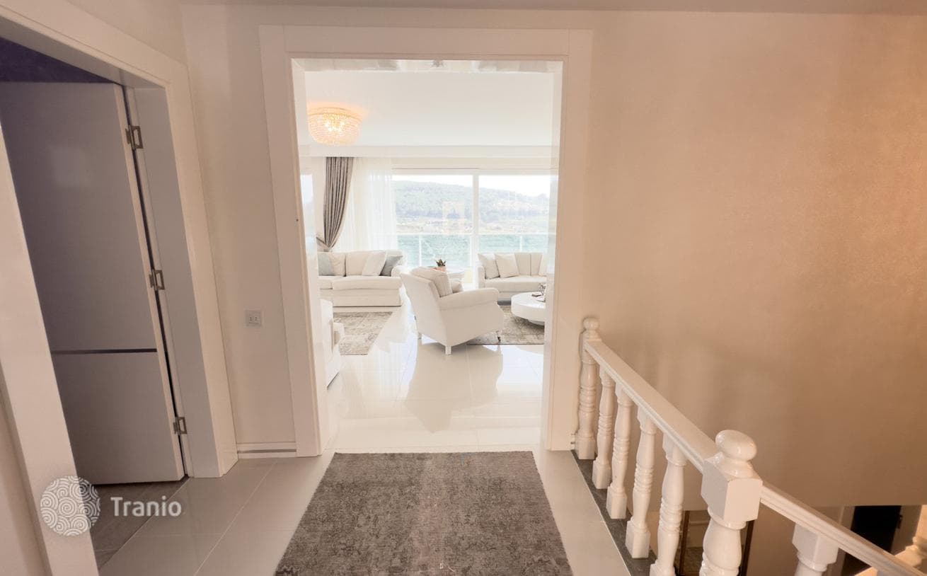 4-Bedroom (4+1) Luxury Villa with Private Pool in Kargicak, Alanya