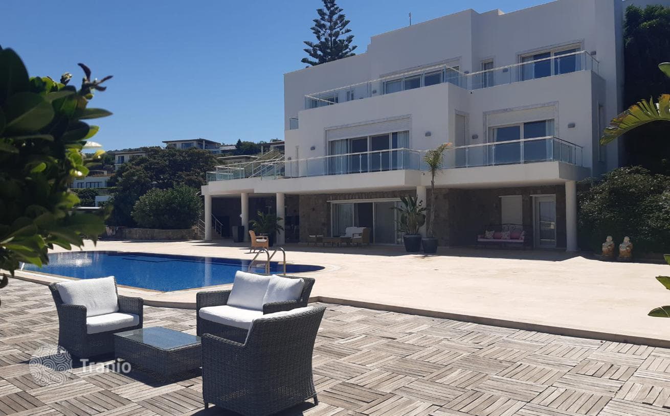 4-Bedroom Villa with Guest Houses, Private Pool and Sea View in Turgutreis, Bodrum, photo 5