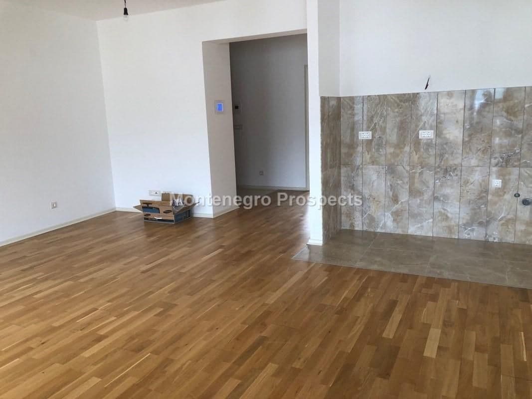 Квартира в Будве, Черногория, 79 м², фото 2