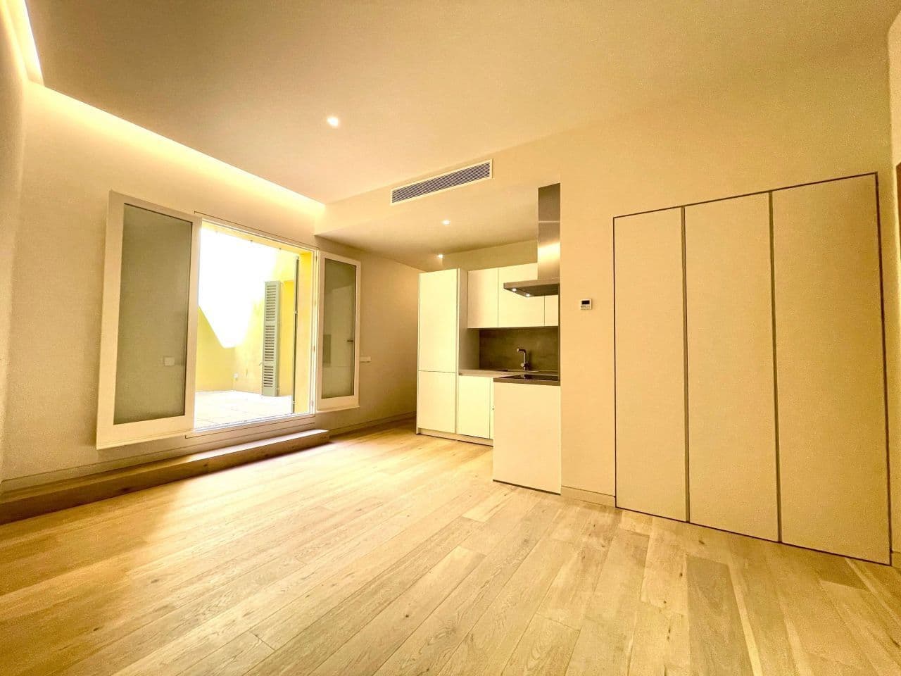 Апартаменты в Пальма-де-Майорке, Испания, 74 м²