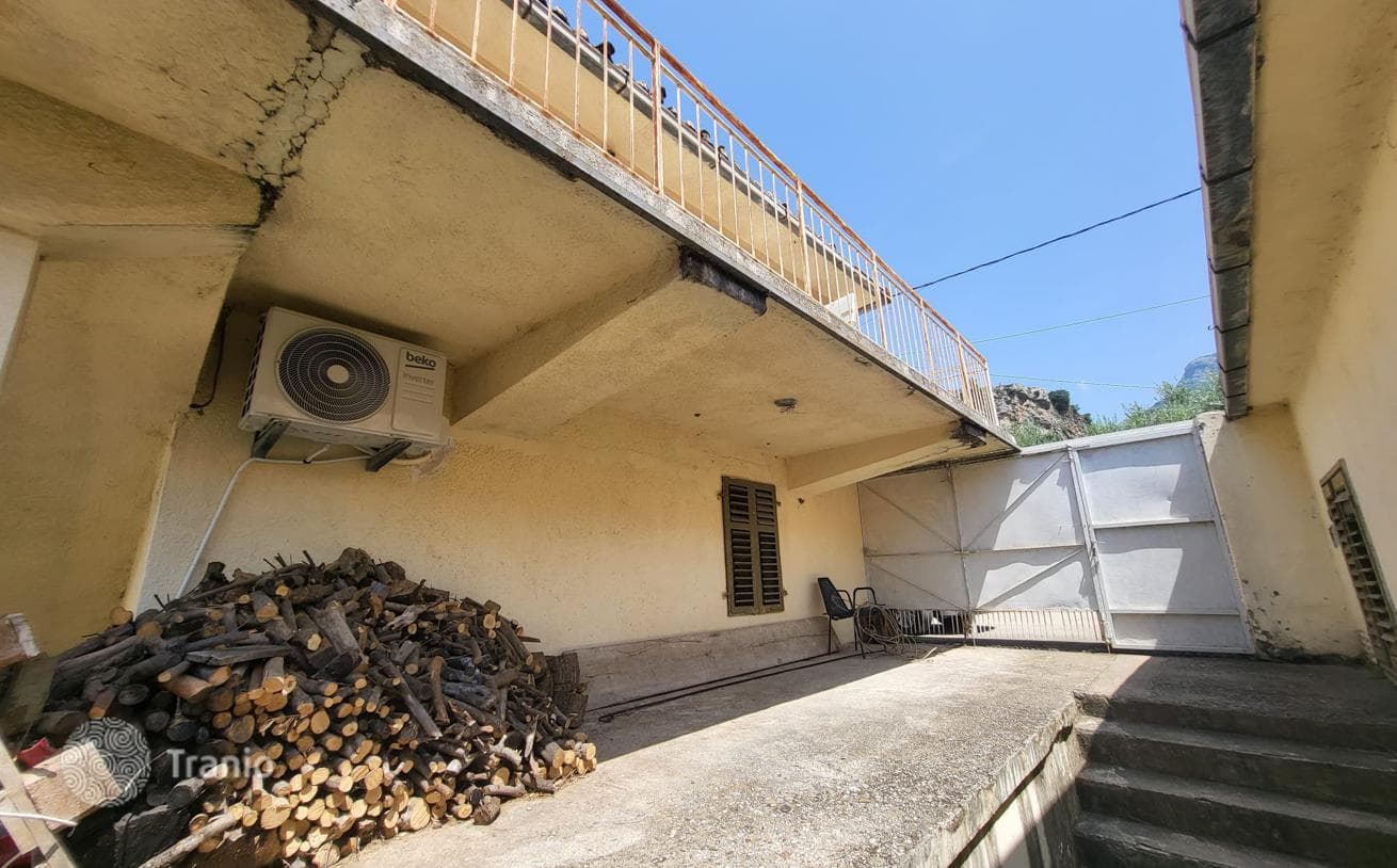 2-Bedroom House with Mountain View in Stari Bar, Montenegro, photo 5