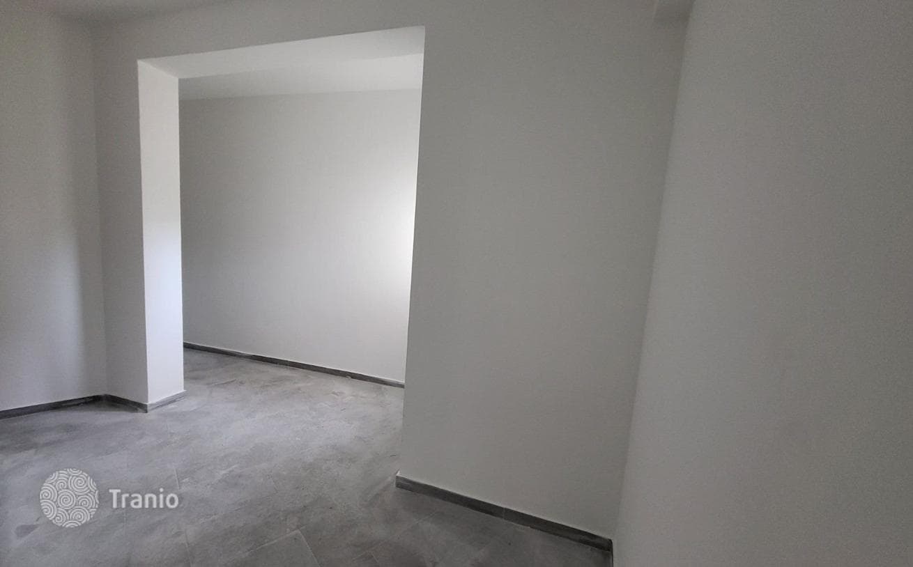 2-Bedroom Apartment with Sea and Mountain Views in Herceg Novi, photo 4
