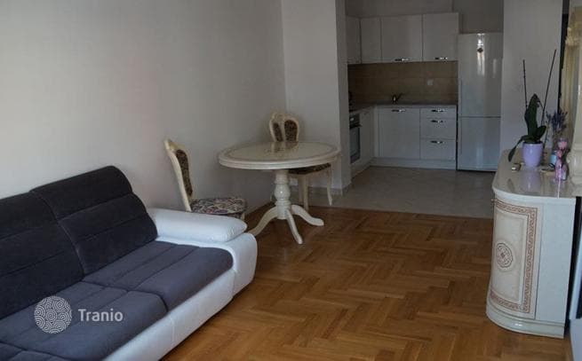 1-Bedroom Apartment with Mountain View in Budva, photo 2
