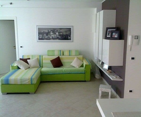 Апартаменты в Империи, Италия, 120 м²