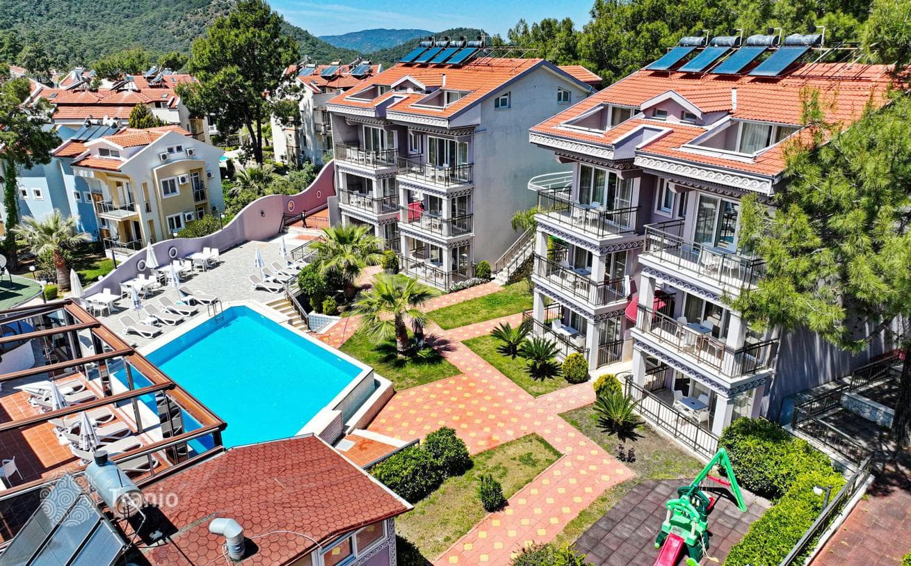 2-Bedroom Apartment with Shared Pool in Turkey