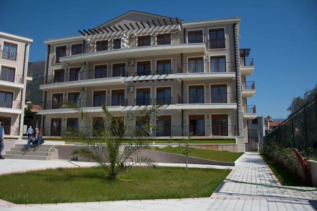 Квартира в Херцег-Нови, Черногория, 88 м², фото 5
