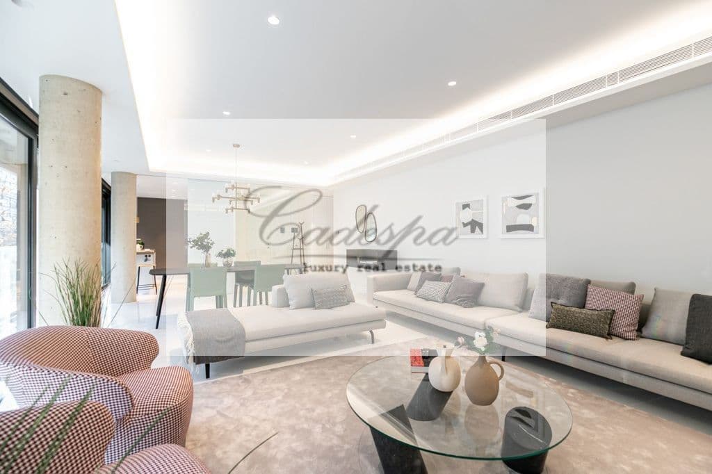 Квартира в Барселоне, Испания, 130 м², фото 3
