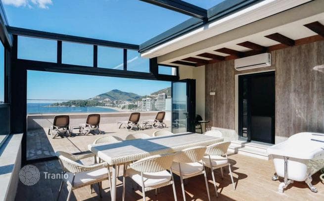 3-Bedroom Penthouse with Roof Terrace in Rafailovici, Montenegro, photo 4