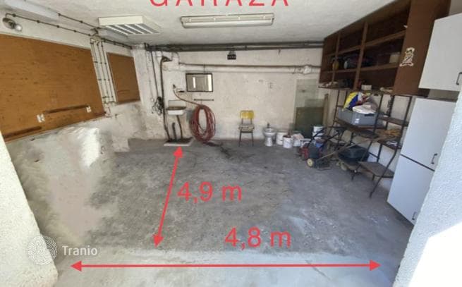 2-Bedroom House with Garage and Courtyard in Pula Center, photo 3