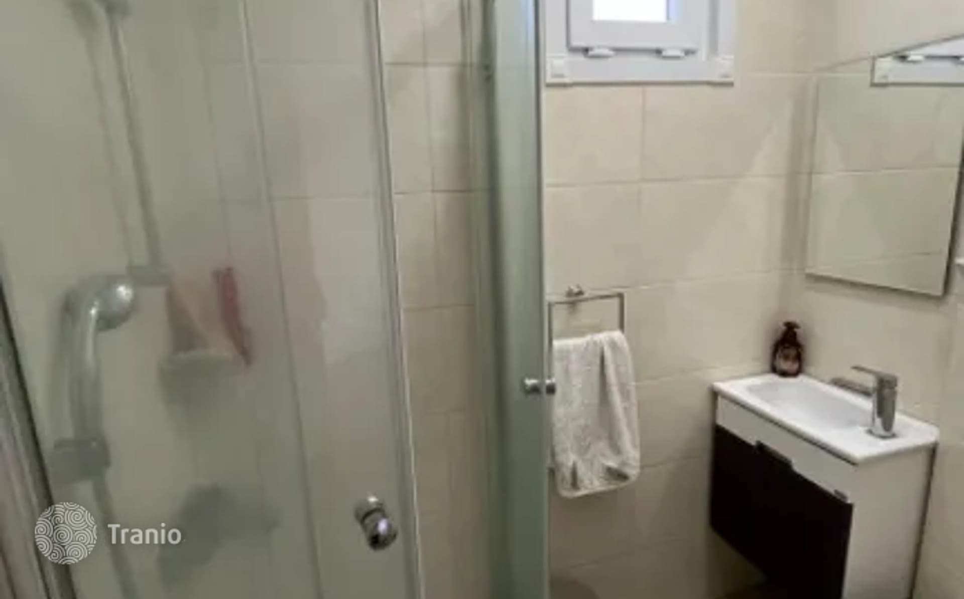 2-Bedroom Apartment in Sariyer, Istanbul, photo 4