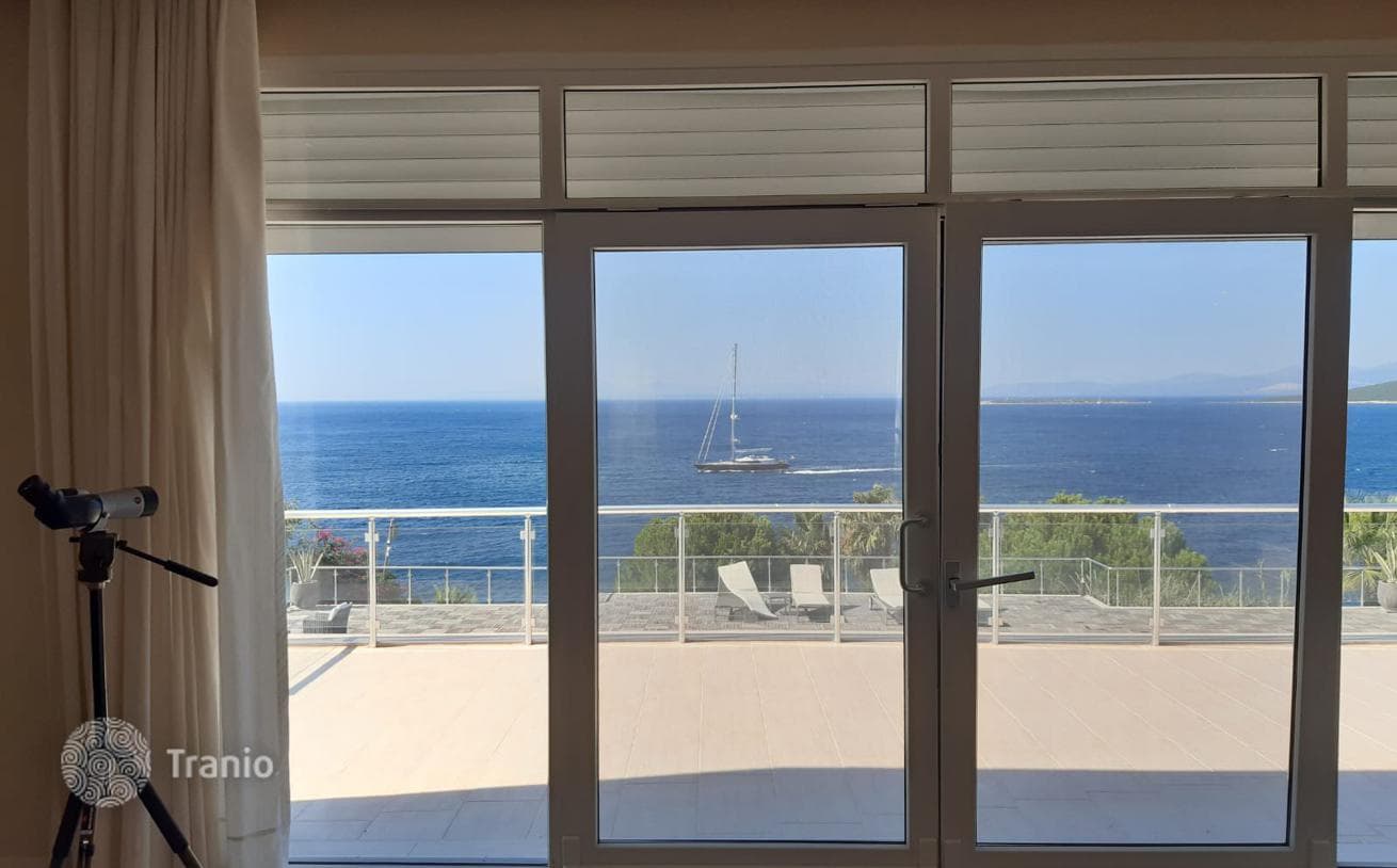 4-Bedroom Villa with Guest Houses, Private Pool and Sea View in Turgutreis, Bodrum, photo 3