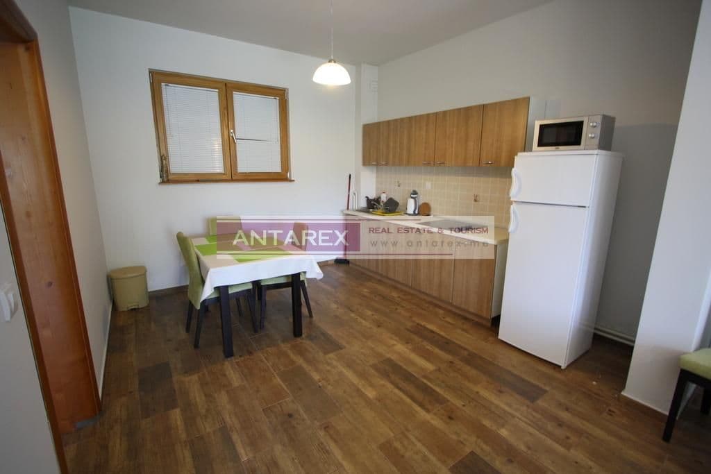 Апартаменты в Херцег-Нови, Черногория, 79 м², фото 4