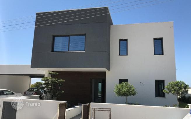 6-Bedroom Villa with Panoramic Views in Limassol, photo 4