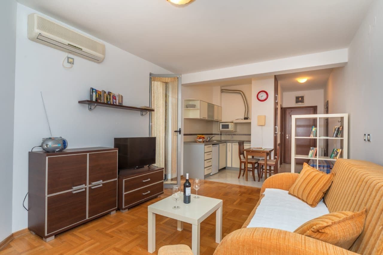 Квартира в Будве, Черногория, 35 м², фото 2