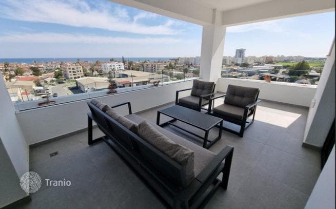 2-Bedroom Apartment with Sea View in Larnaca, Cyprus, photo 5