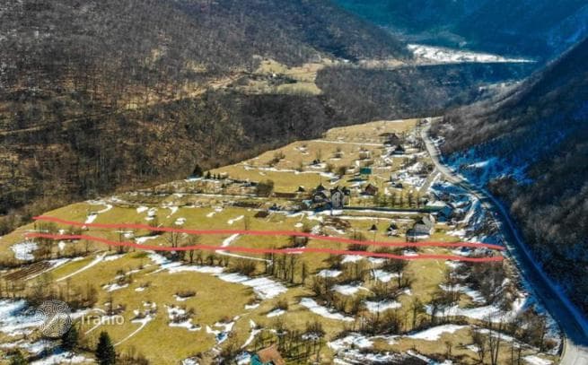 4,274 m² Land Plot with Mountain Views in Moykovac, Montenegro