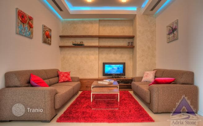 1-Bedroom Apartment with Sea View in Budva, photo 3