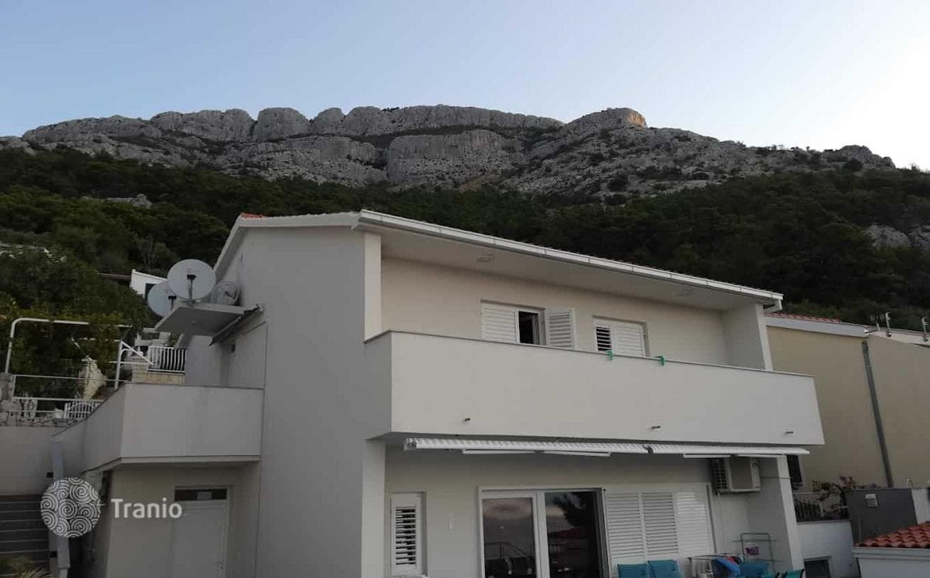 5-Bedroom Villa in Omis, Dalmatia