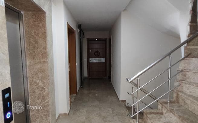 1-Bedroom Apartment with Mountain View in Konyaalti, Antalya