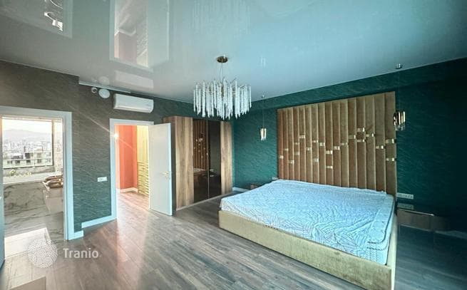 6-Bedroom Apartment in Old Tbilisi, Tbilisi