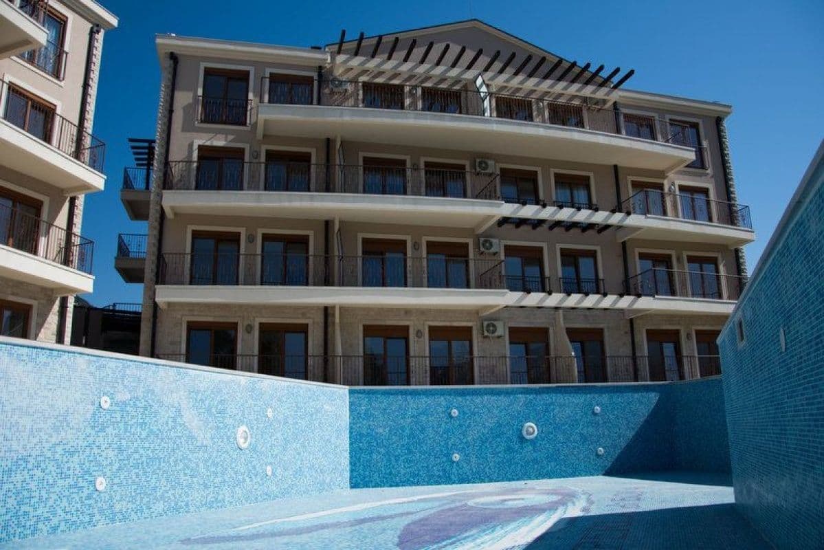 Квартира в Херцег-Нови, Черногория, 88 м², фото 3
