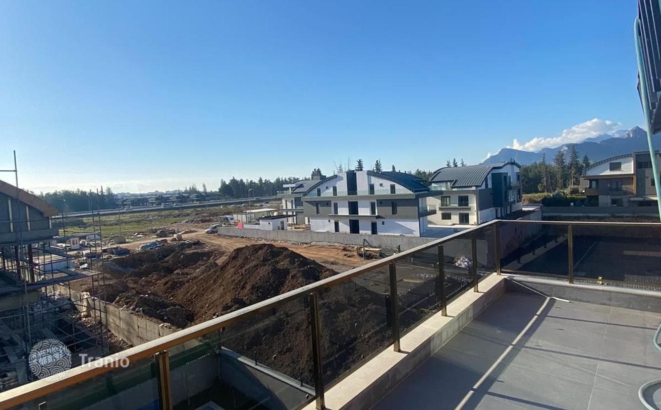 3-Bedroom (4+1) Villa with Private Pool in Konyaalti, Antalya